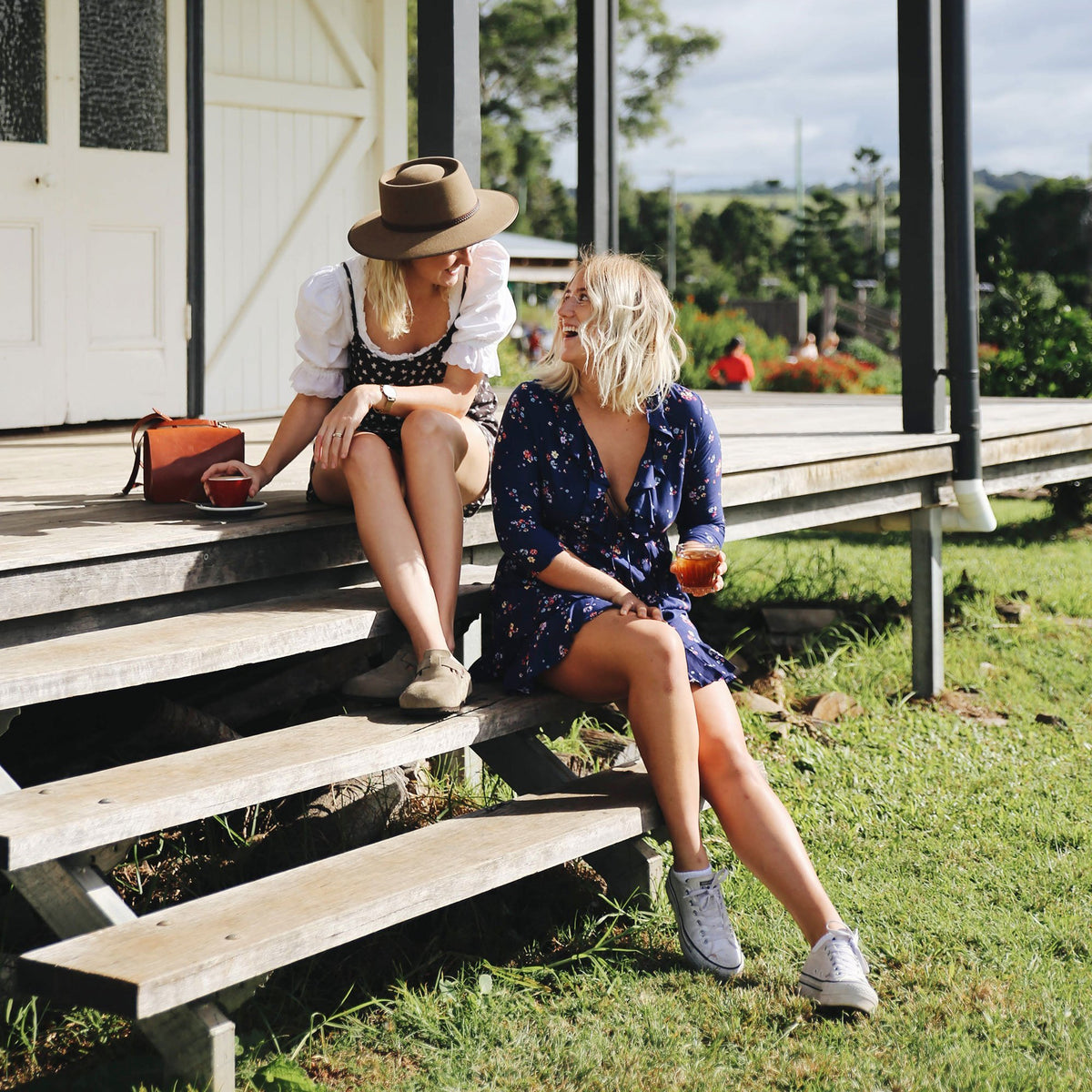 MEET THE TEAM: TORI & PHOEBE