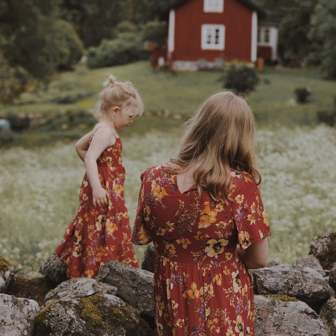 KINDRED SPIRITS - SHARING THE EXPERIENCE OF MOTHERHOOD