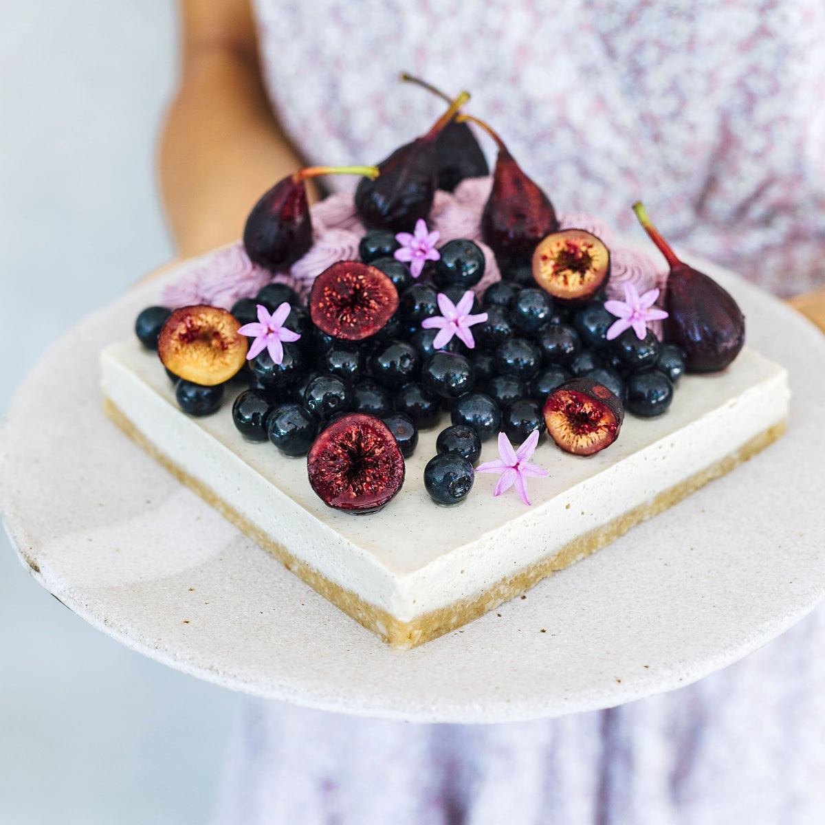 A NO-BAKE BERRY CAKE
